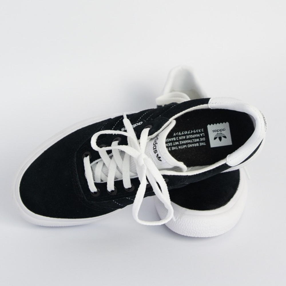 Adidas Original 3MC Black/White Suede Sneaker WMNS 5/ 3.5 Y